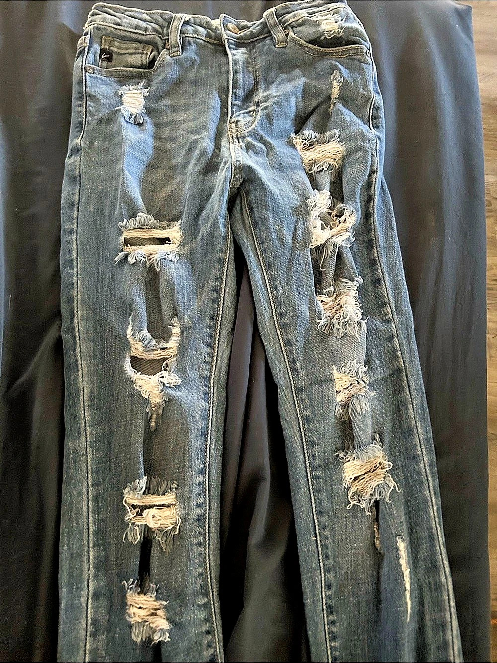 Kancan Distressed Blue Jeans
